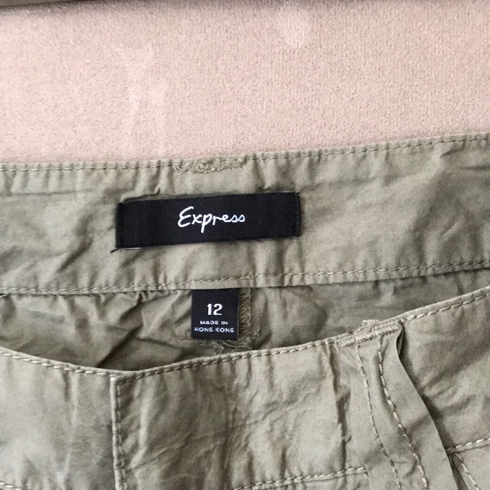 Express shorts - Picture 2 of 4